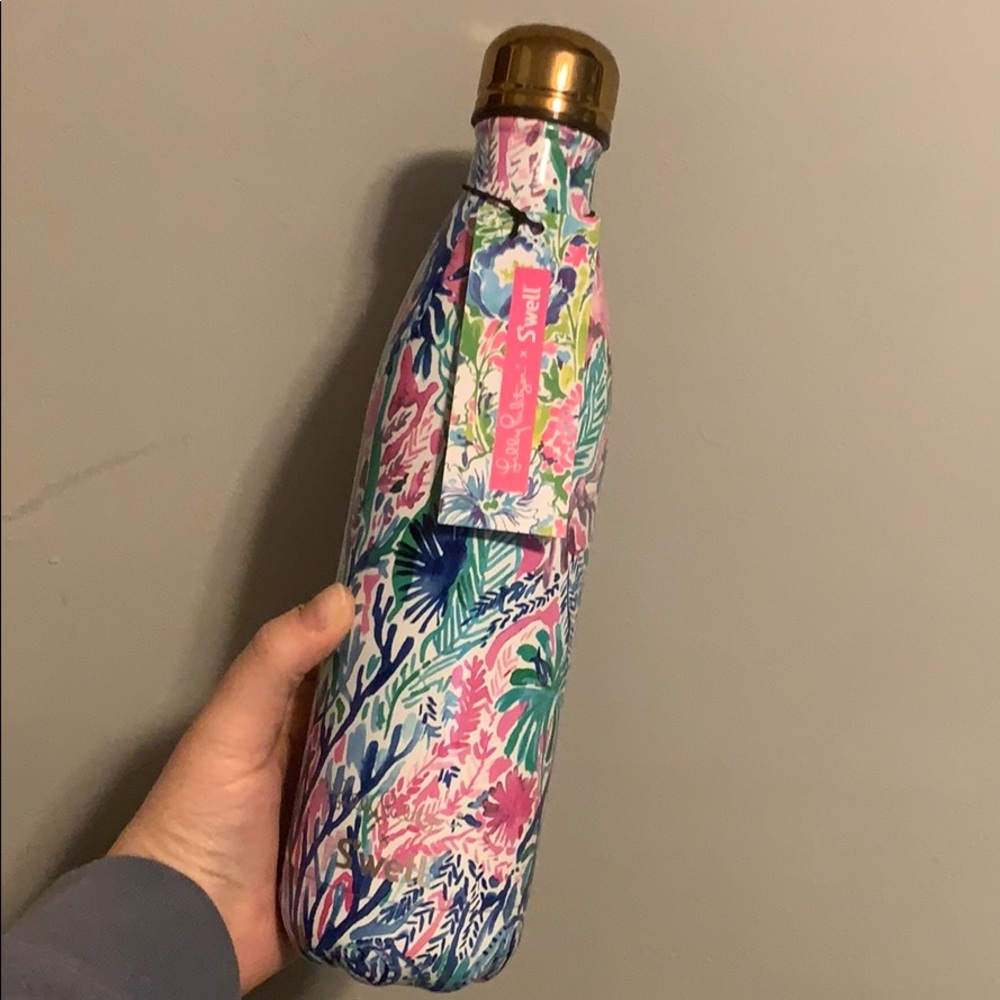 Brand New in Box Lilly Pulitzer x S’well bottle